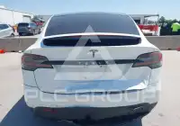 2019 Tesla Model X photo