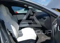 2019 Tesla Model S photo