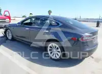 2019 Tesla Model S фото