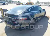 2019 Tesla Model S фото