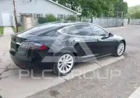 2019 Tesla Model S фото