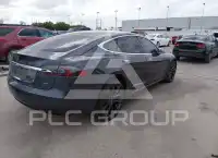 2019 Tesla Model S photo