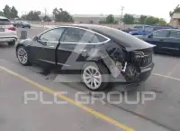 2019 Tesla Model 3 фото