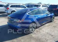 2019 Tesla Model 3 фото
