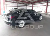 2019 Tesla Model 3 фото