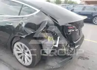 2019 Tesla Model 3 фото