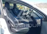 2019 Tesla Model 3 фото