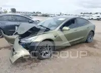 2019 Tesla Model 3 фото