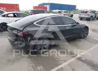2019 Tesla Model 3 фото
