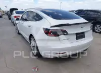 2019 Tesla Model 3 фото