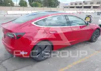 2019 Tesla Model 3 photo