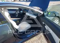 2019 Tesla Model 3 фото
