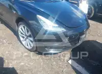 2019 Tesla Model 3 фото