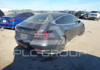 2019 Tesla Model 3 фото