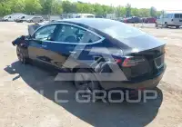 2019 Tesla Model 3 photo