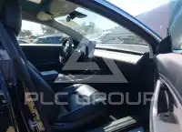 2019 Tesla Model 3 фото