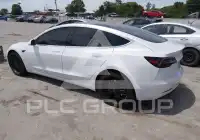 2019 Tesla Model 3 фото