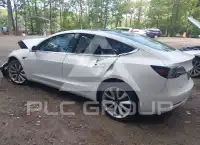 2019 Tesla Model 3 фото