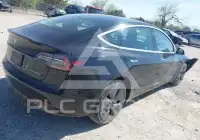 2019 Tesla Model 3 фото