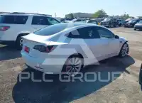 2019 Tesla Model 3 фото