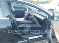 2019 Tesla Model 3 фото