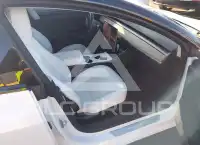 2019 Tesla Model 3 фото