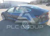 2019 Tesla Model 3 фото