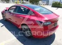 2019 Tesla Model 3 фото