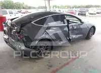 2019 Tesla Model 3 photo