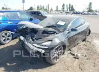 2019 Tesla Model 3 фото