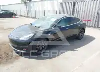 2019 Tesla Model 3 photo