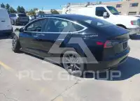 2019 Tesla Model 3 фото