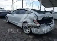 2019 Tesla Model 3 фото