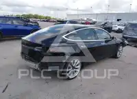 2019 Tesla Model 3 фото