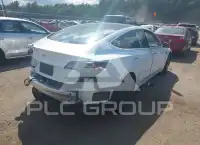 2019 Tesla Model 3 фото