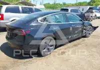 2019 Tesla Model 3 photo