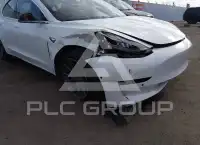 2019 Tesla Model 3 фото