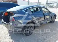 2019 Tesla Model 3 фото