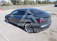 2019 Tesla Model 3 фото