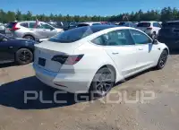 2019 Tesla Model 3 фото
