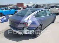 2019 Tesla Model 3 фото