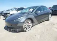 2019 Tesla Model 3 photo