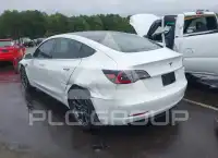 2019 Tesla Model 3 фото