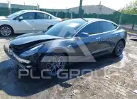2019 Tesla Model 3 фото