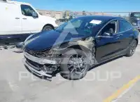 2019 Tesla Model 3 фото