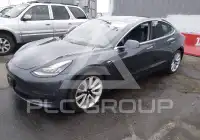 2019 Tesla Model 3 фото