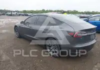 2019 Tesla Model 3 фото