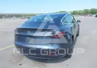 2019 Tesla Model 3 фото
