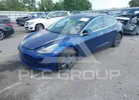 2019 Tesla Model 3 фото