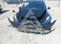2019 Tesla Model 3 фото